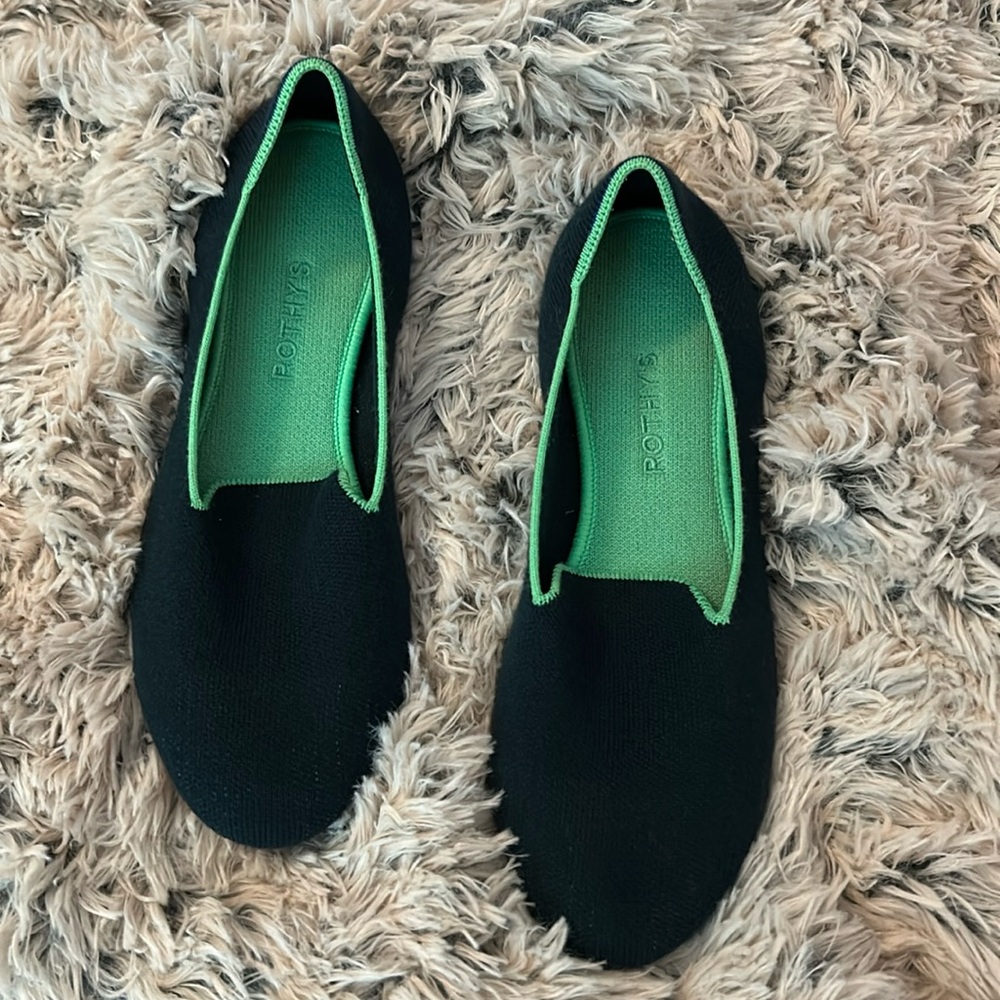 Rothy’s Merino Winter Green Loafers Size 10